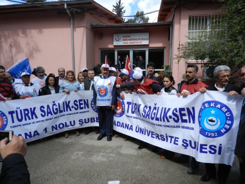 1 Günlük İş Bırakma Eylemi Gerçekleştirdik