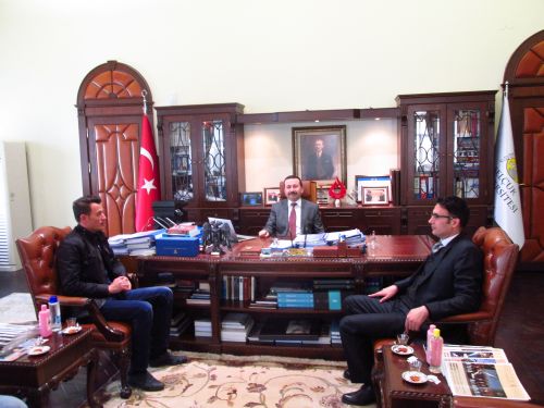 ŞUBE BAŞKANIMIZIN S.Ü. REKTÖRÜ GÖKBEL' E ZİYARETİ...