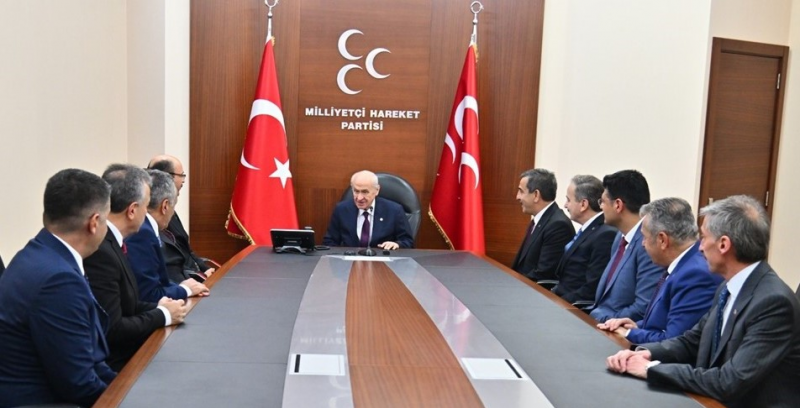 TÜRKİYE KAMU-SEN BAŞKANLAR KURULU OLARAK MHP GENEL BAŞKANI DEVLET BAHÇELİ’Yİ ZİYARET ETTİK