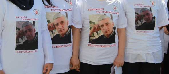 Şehit Dr. Kamil Furtun İçin Eylem Yapan Sağlıkçılara Ceza  
