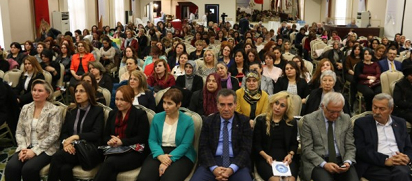 İş Hayatında Kadın ve İş Güvencesi Paneli Gerçekleştirildi.