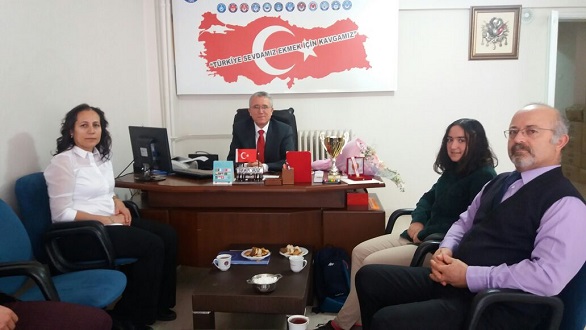 Dünya Şampiyonu Kızımıza Plaket Verdik