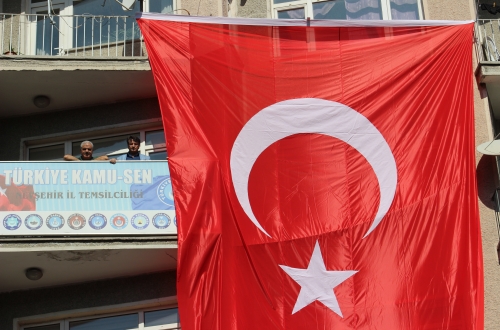 Türkiye Kamu-Sen'den Barış Pınarı Harekatında Mehmetçiğe Destek.