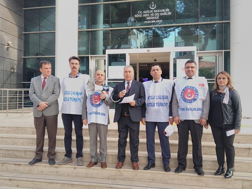 Söke Ağız ve Diş Sağlığı Merkezindeki Olumsuzluklar Hakkında Basın Açıklaması Yaptık