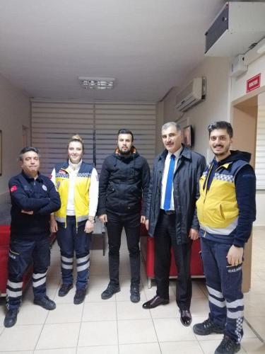 Gece ziyaretlerimize 112 istasyonlarımızda görev yapan meslektaşlarımızla dertleşerek devam ettik.