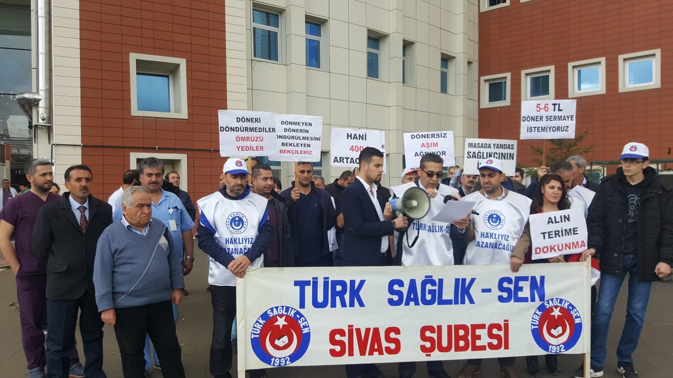 Yeni Numune Hastanesi Önünde Döner Sermaye Eylemi Yaptık