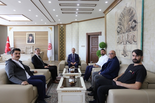 Cumhuriyet Üniversitesi Rektörümüz Sayın Prof.Dr.Alim Yıldız'ı Ziyaret 