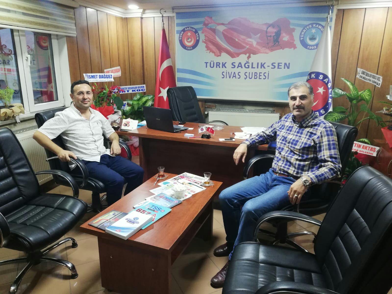 Acil Sağlık Hizmetleri İdari Mali İşler Başkanı Mehmet Karataş Sendikamızı Ziyaret Etti.