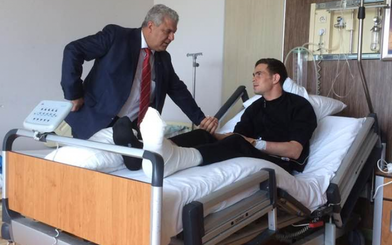 İDLİB' DE YARALANAN KAHRAMAN ASKERİMİZE ZİYARET