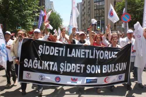 Sağlıkta Şiddete Karşı 1 Günlük İş Bıraktık