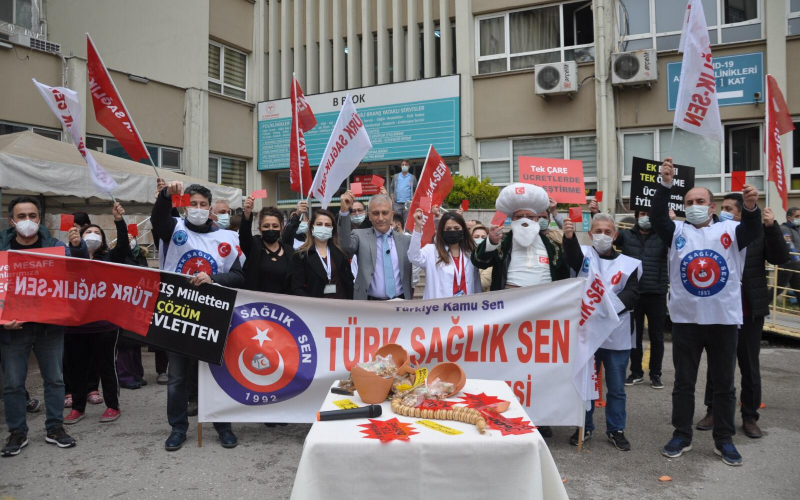 TÜRK SAĞLIK-SEN’DEN NASREDDİN HOCALI EYLEM