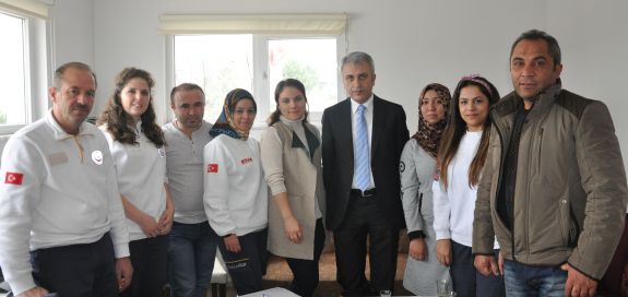 Çeker, 112 ASHİ Çalışanlarının Sorunlarını Dinledi.