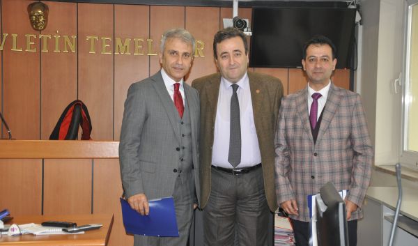 Şube Başkanları Çeker ve Oypan Mazbatalarını Aldılar