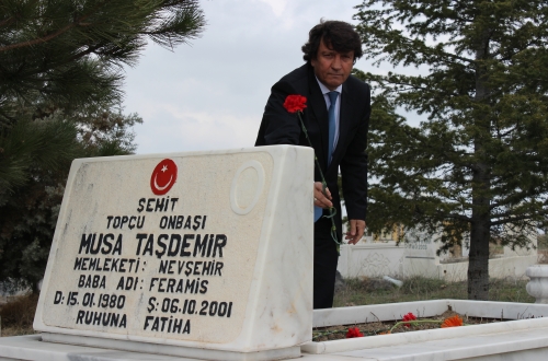 Şehit Mezarlarını Ziyaret Ettik.