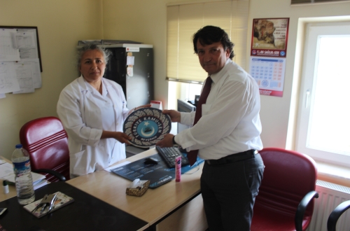 Yılın Ebesi Seçilen Üyemizi Ziyaret Ettik.