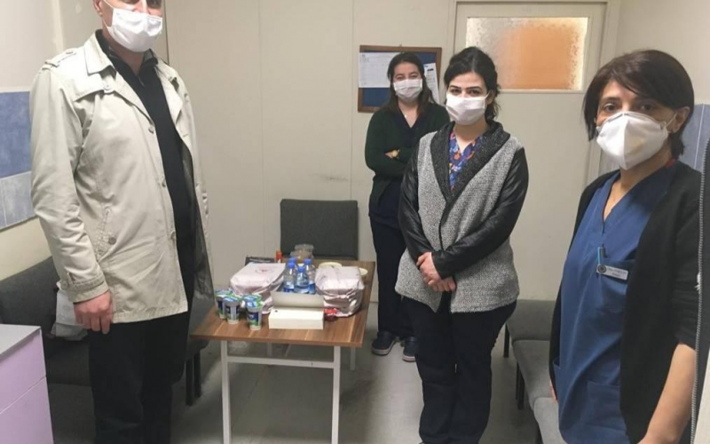 PANDEMİ NÖBETİ TUTAN SAĞLIK ÇALIŞANLARIMIZI UNUTMADIK.