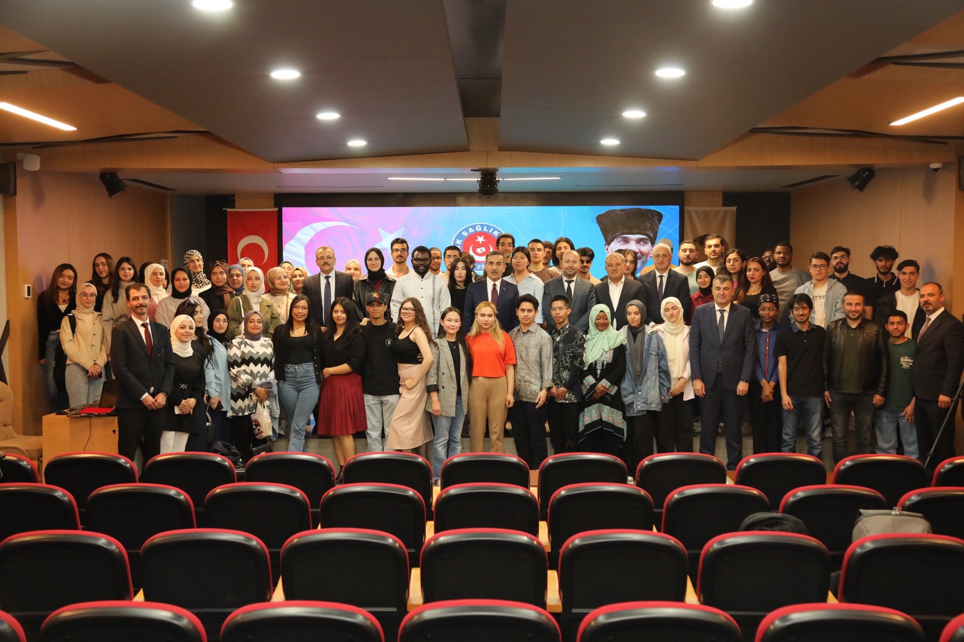Avrasya Tıp ve Sağlık Bilimleri Öğrenci Platformu Üyeleri Sendikamızı Ziyaret Etti - 10691