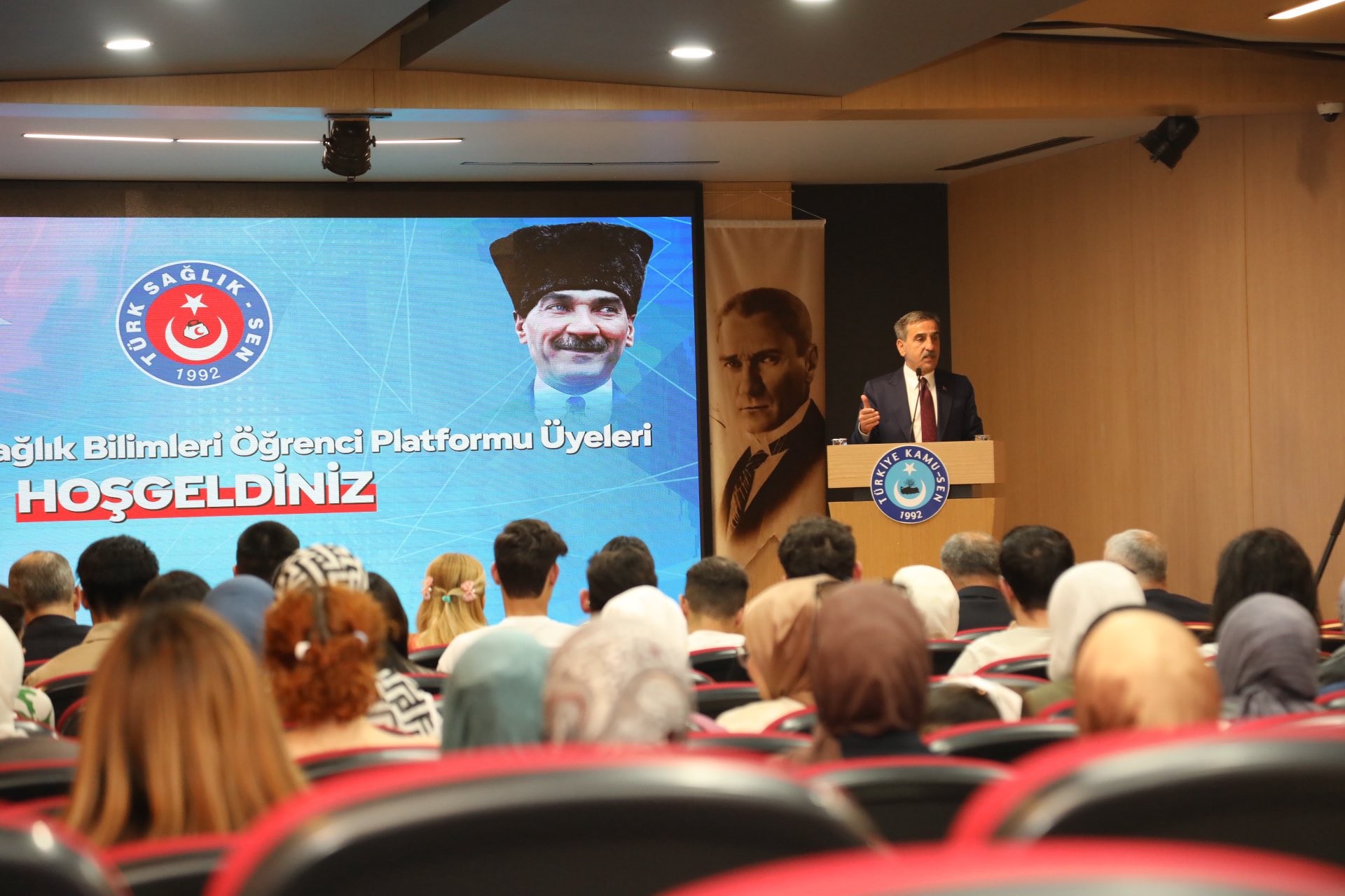 Avrasya Tıp ve Sağlık Bilimleri Öğrenci Platformu Üyeleri Sendikamızı Ziyaret Etti - 10692