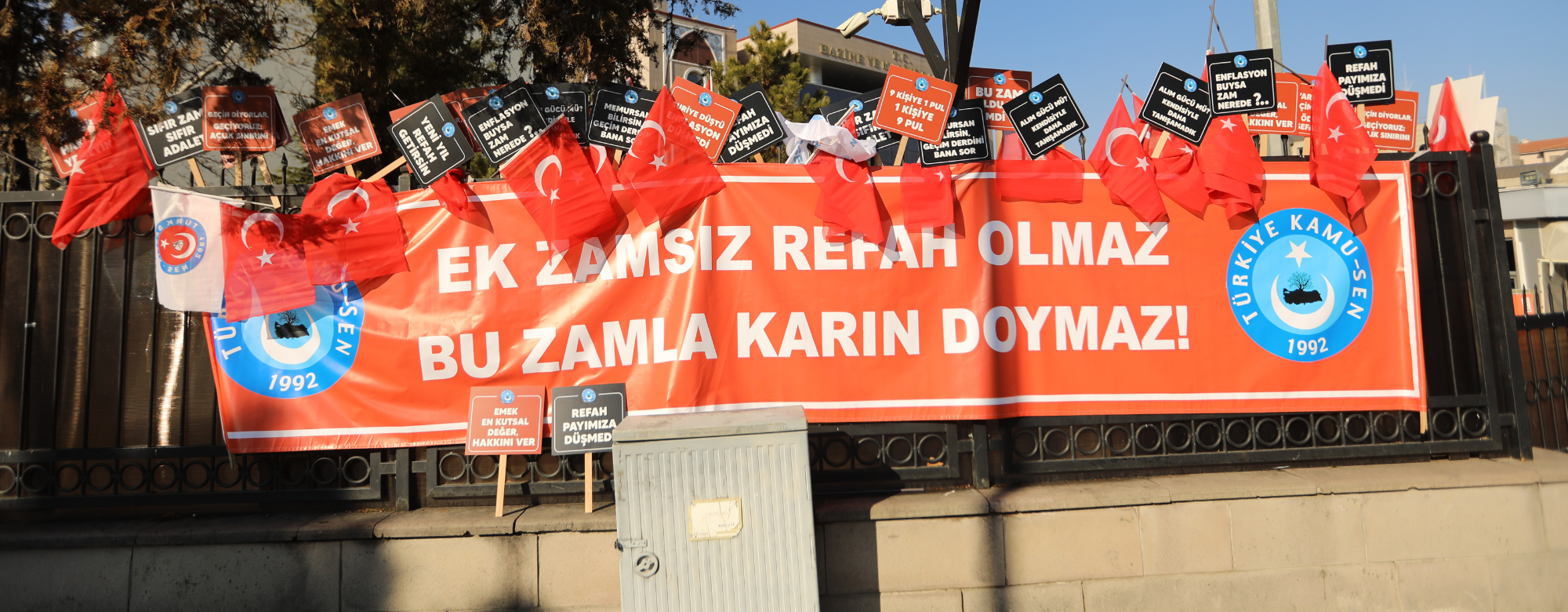 KAMU ÇALIŞANLARININ EKONOMİK ZARARLARI MUTLAKA KARŞILANMALIDIR