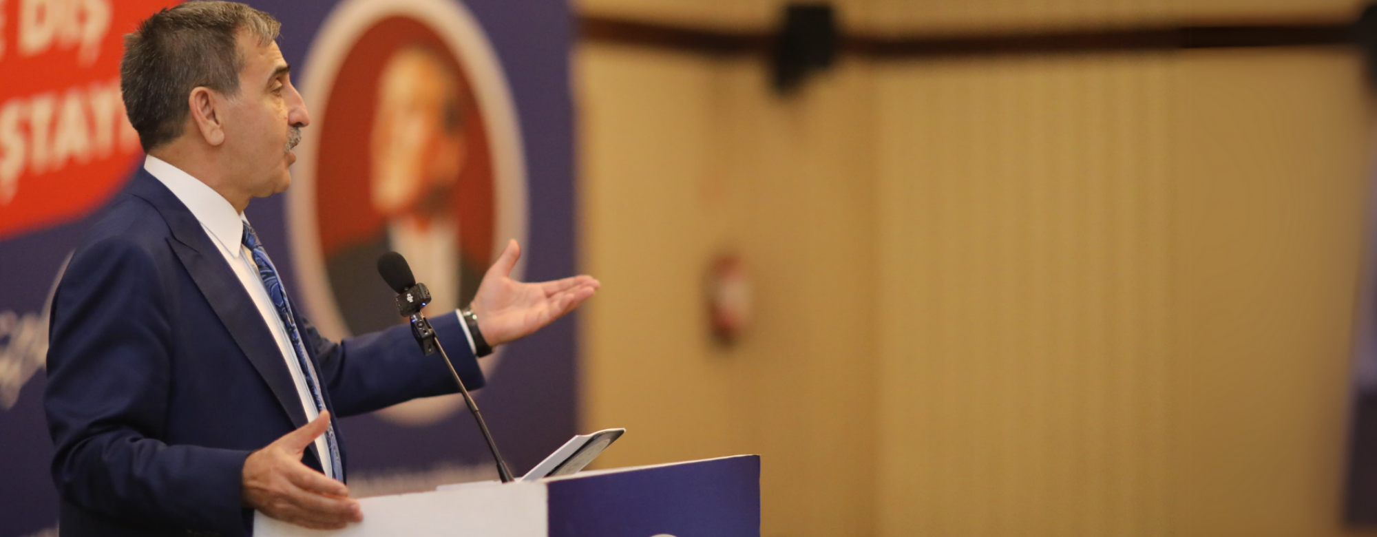 MEMUR BAYRAM İKRAMİYESİ BEKLİYOR, MAAŞLARDA EŞEL MOBİL İSTİYOR