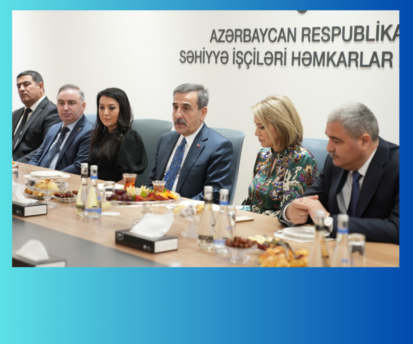 Genel Başkanımız Önder Kahveci Azerbaycan Hemkarlar İttifakı Konfederasyonu ve Sıhhiye İşçileri Sendikası'nda Görüşmeler Gerçekleştirdi. 